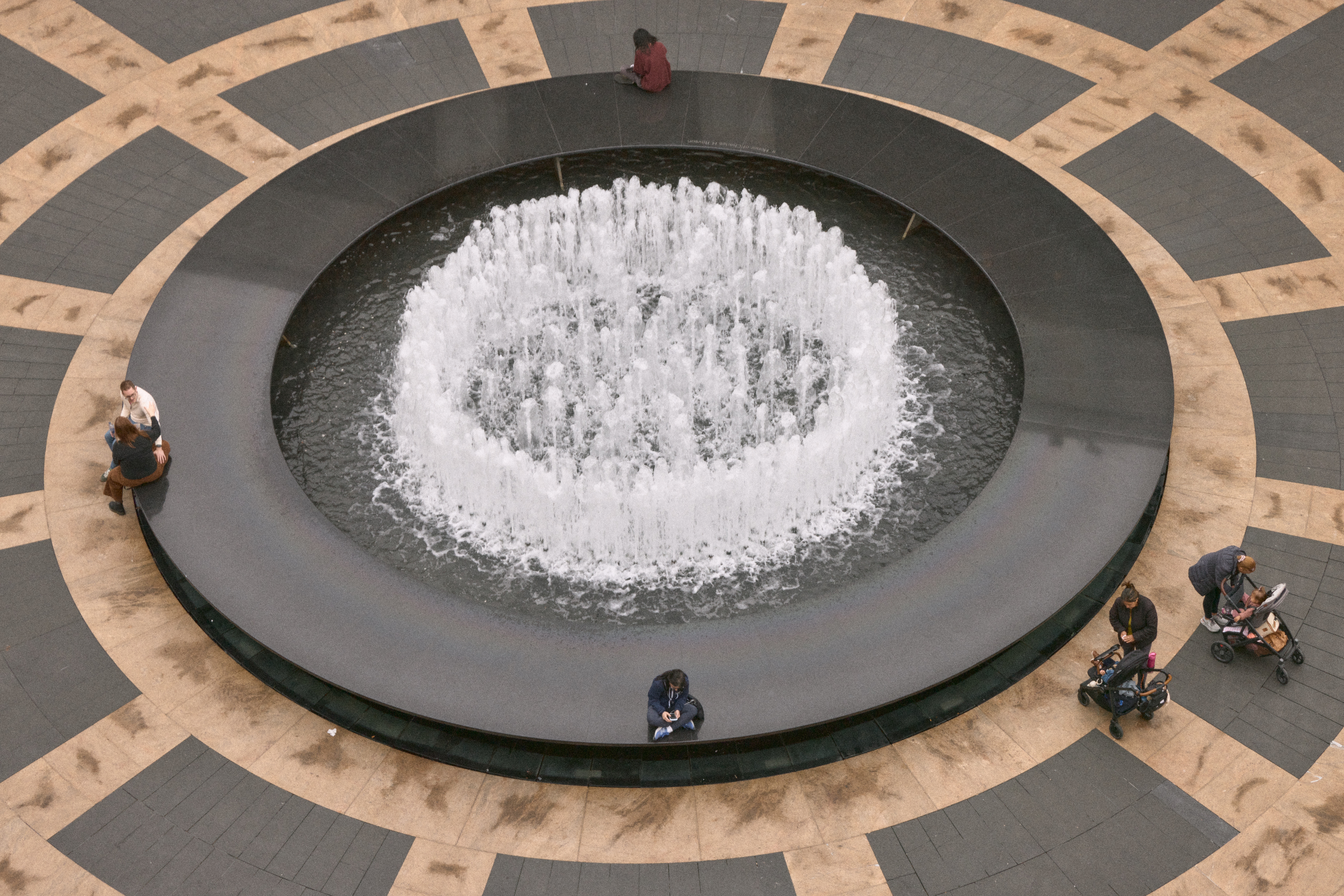 Inside the hidden chamber that controls Lincoln Center's magnificent fountain — Gothamist, Brownsville Community news